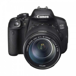 Canon EOS 700D Kit 18-135mm